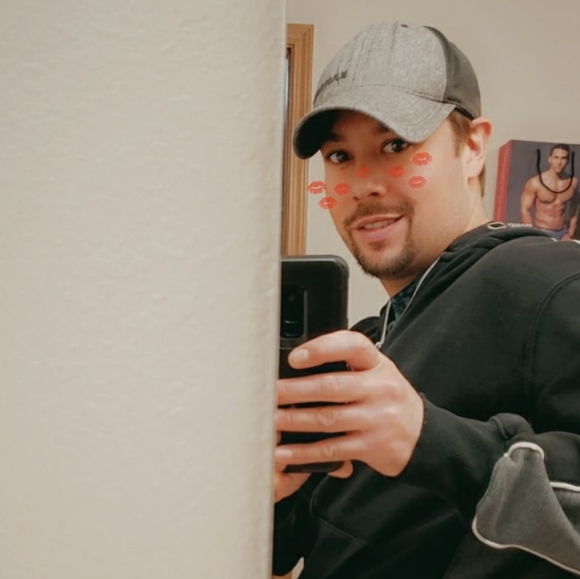 Meet your Posher, Shawn - Picture 2 of 2